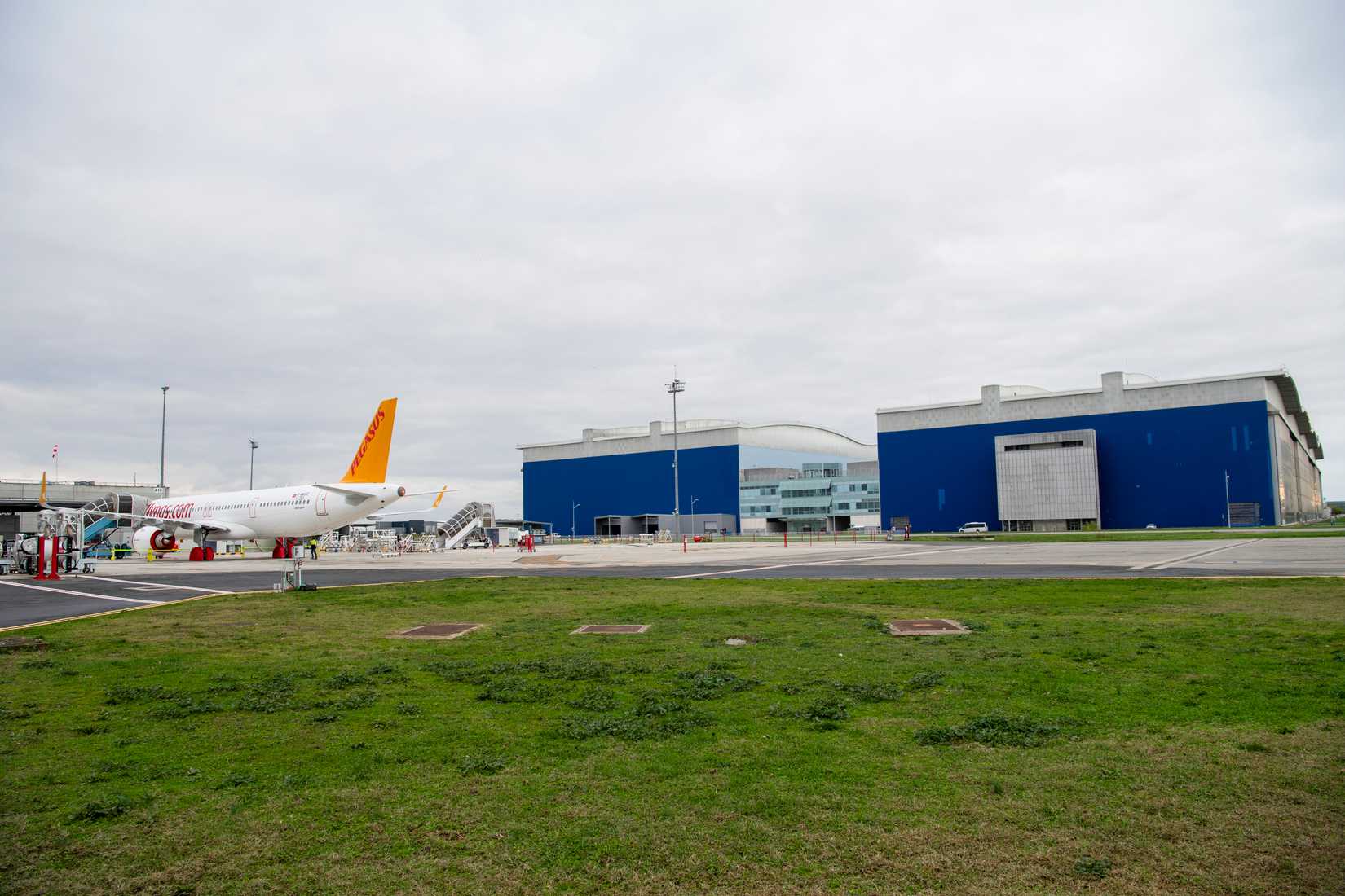 First A321 aircraft assembled at Toulouse FAL in flight line