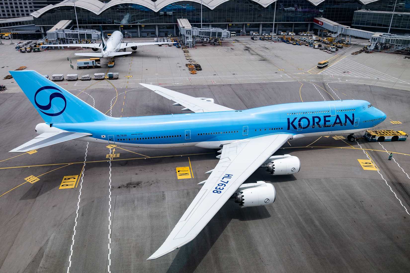 Korean Air 747-8 New Livery