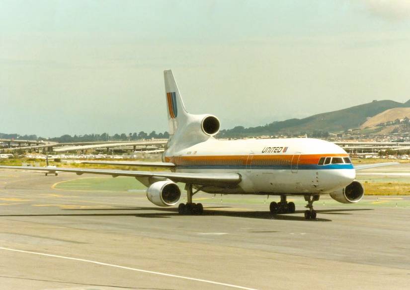 Lockheed L-1011 United Airlines