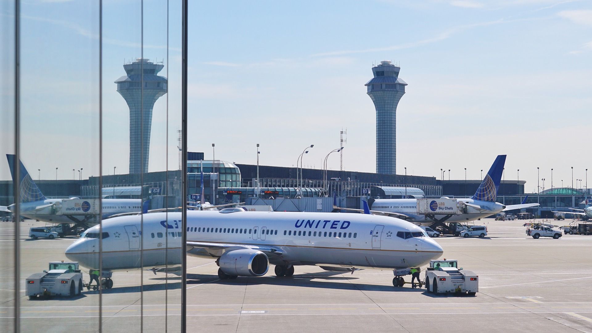 United Airlines aircraft at Chicago O'Hare International Airport (ORD)
