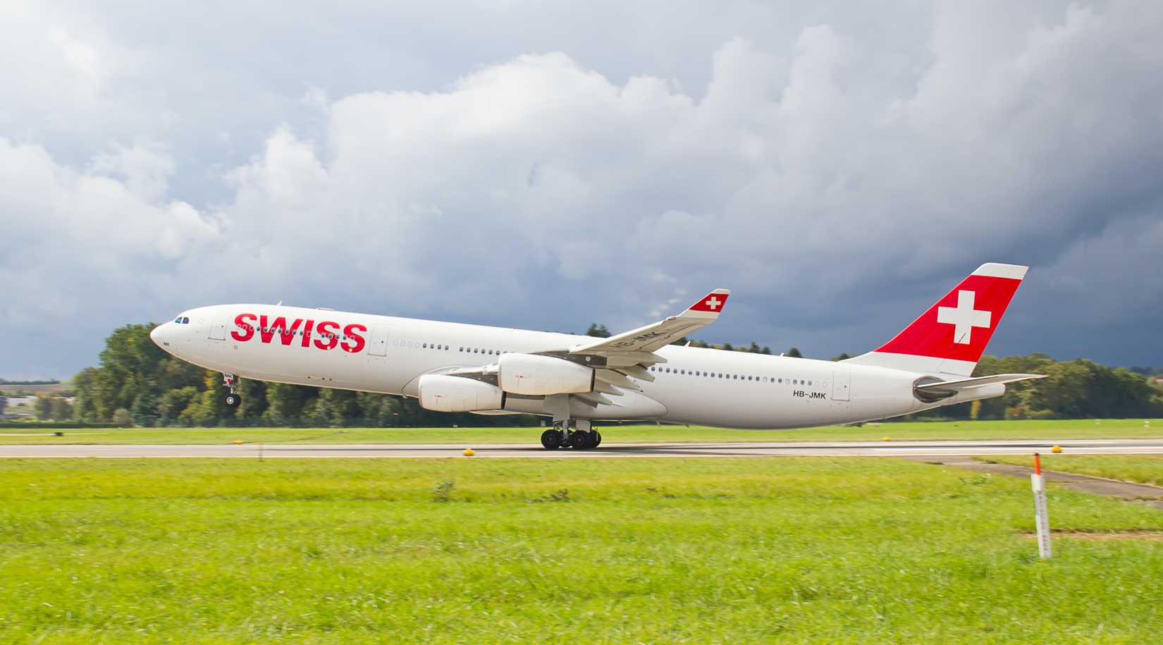 Swiss airlines Airbus A340 taxing before take off 