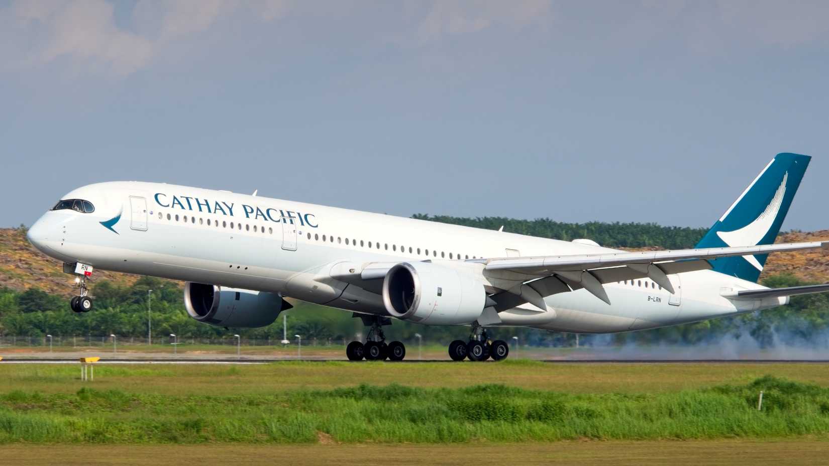 Cathay Pacific Airbus A350 Landing 