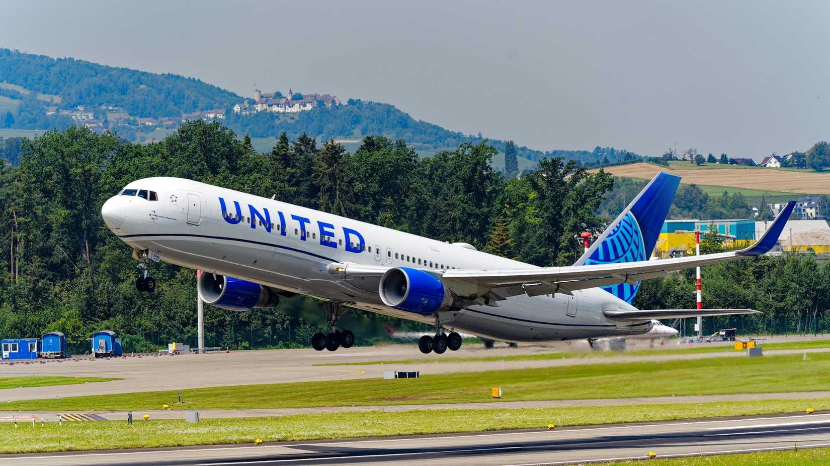 ���� United 767 ����� � ������