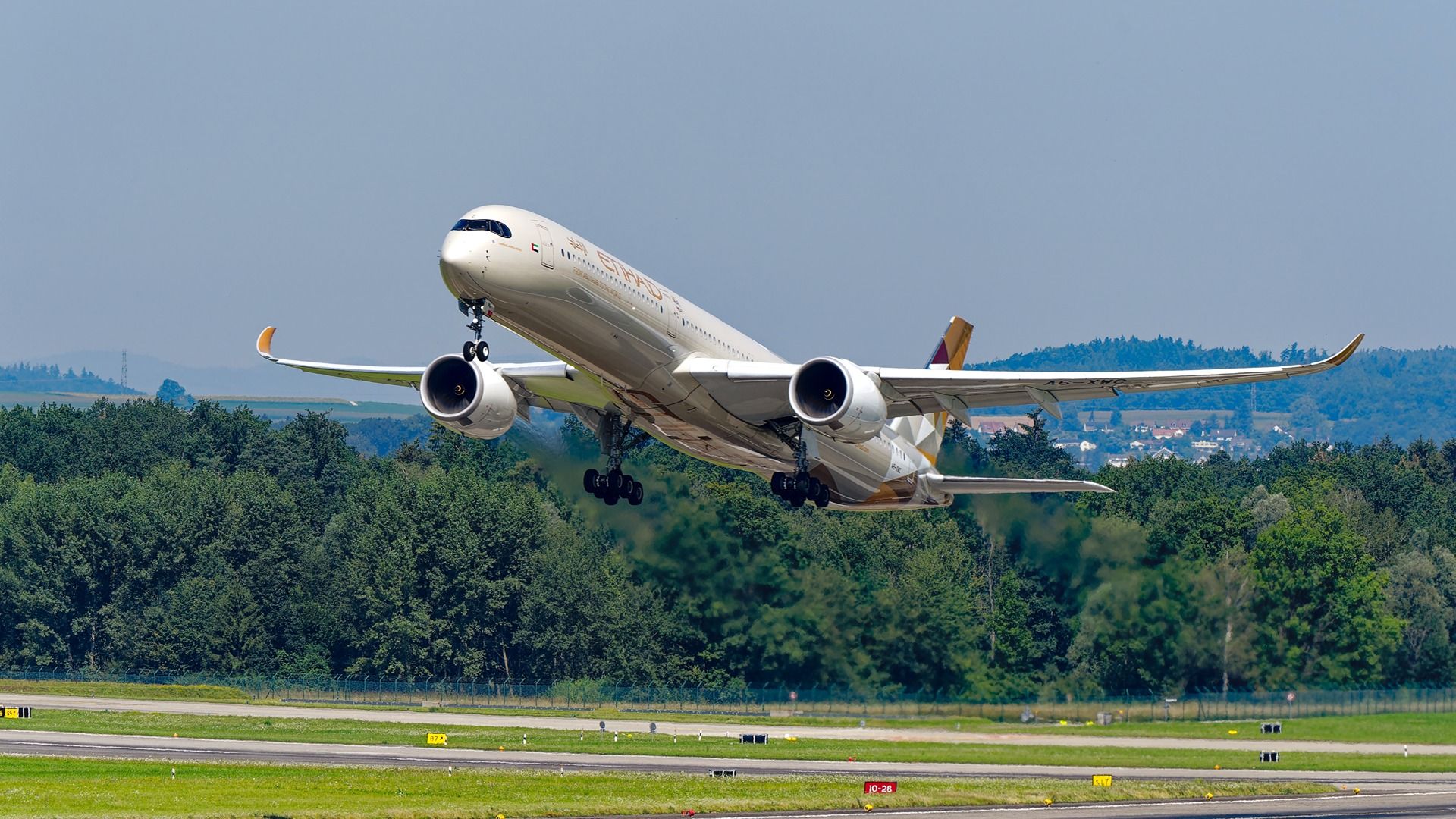 Etihad's Longest Nonstop Route With The Airbus A350 In 2025