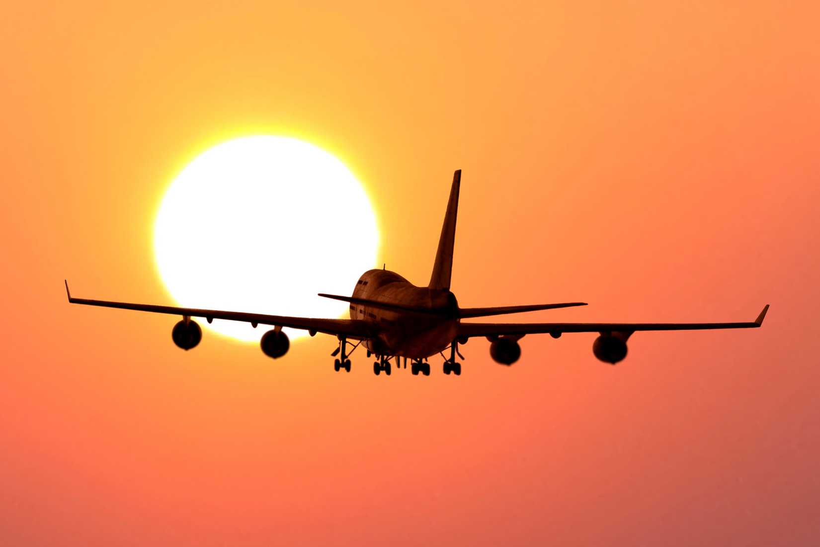 Boeing 747-400 Sunset