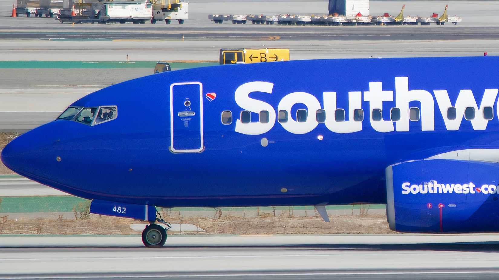 Southwest Boeing 737-700 on rolling out