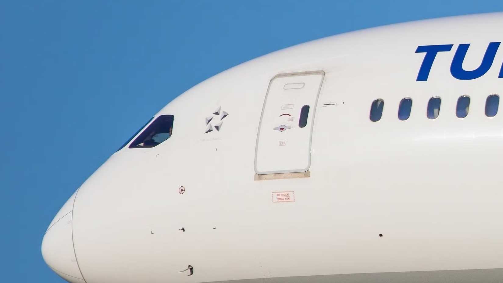 Turkish Airlines Boeing 787 Nose