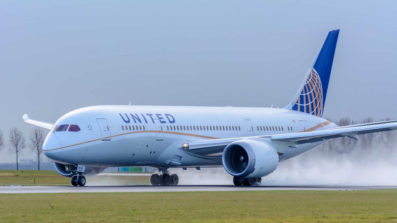 United_aircraft_just landed