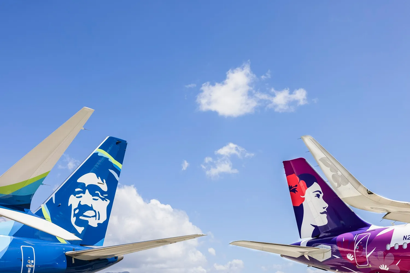 Alaska Airlines & Hawaiian Airlines Aircraft Tails