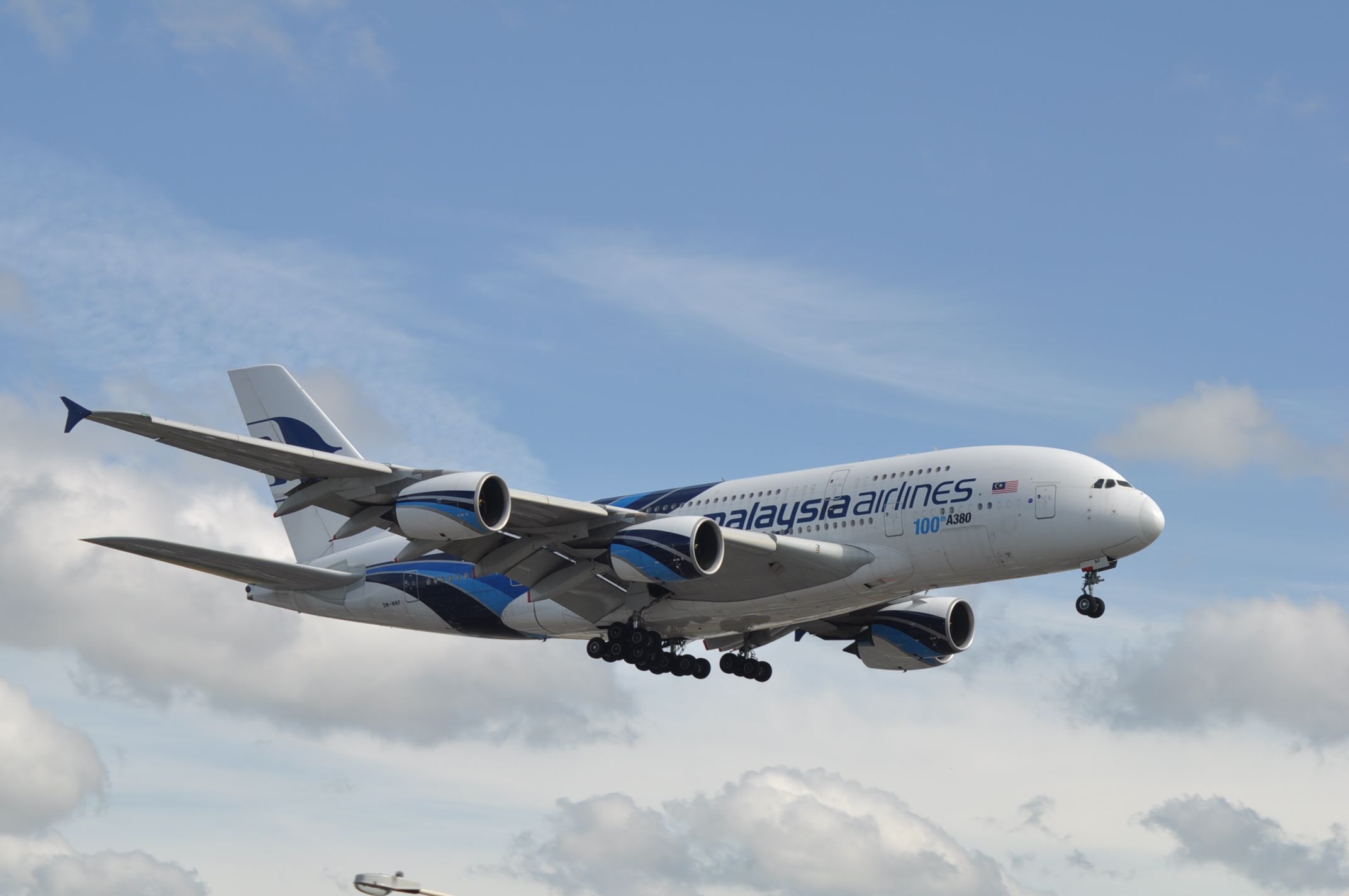 Malaysia A380 Coming Into Land