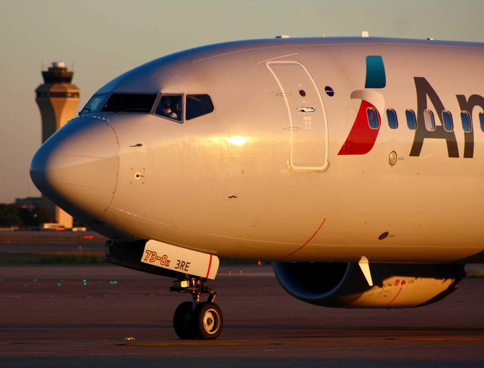 A Boeing 737 MAX 8 of American Airlines taxiing at Dallas Fort Worth International Airport.