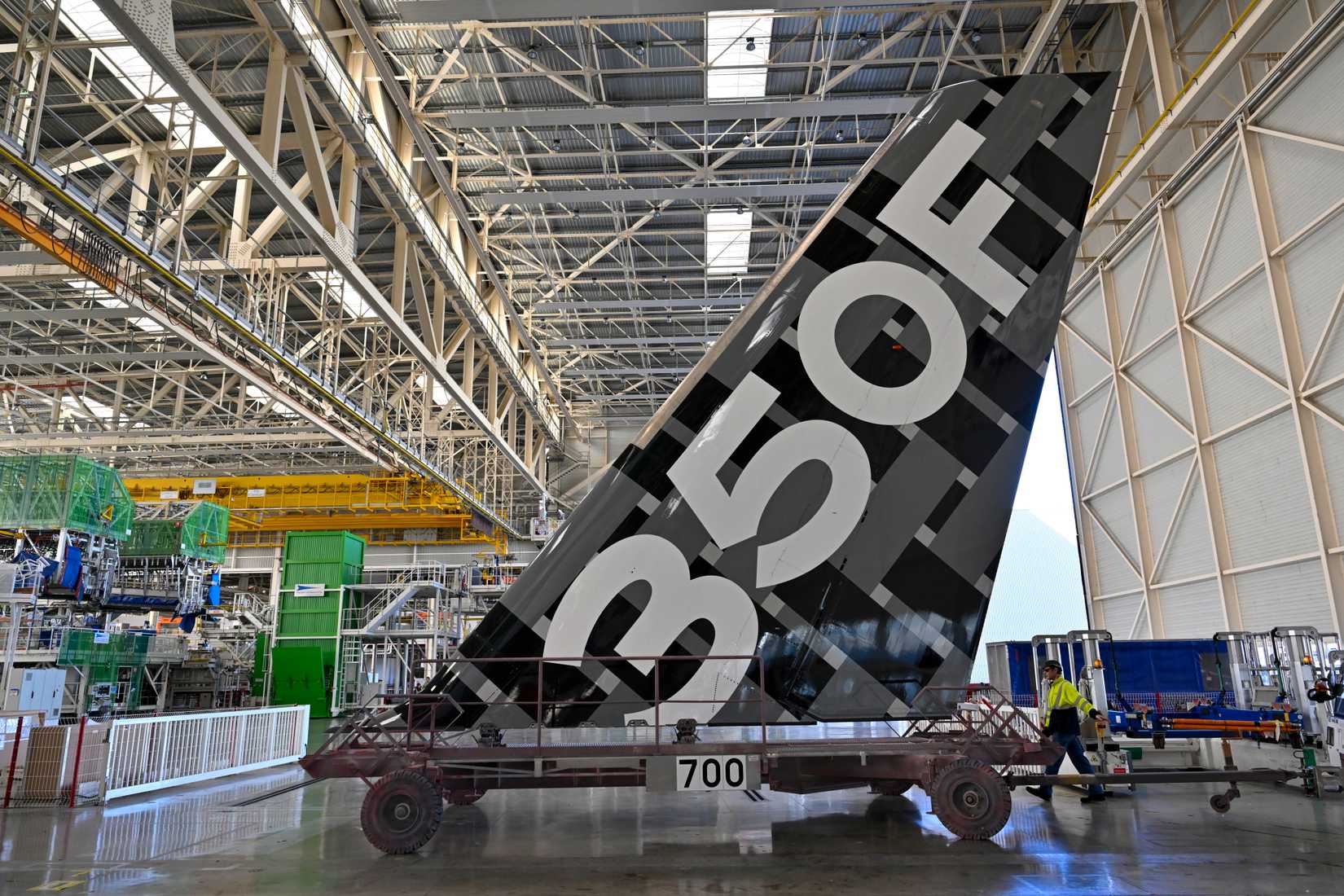 A350 Freighter - VTP painted transfer to Station 40