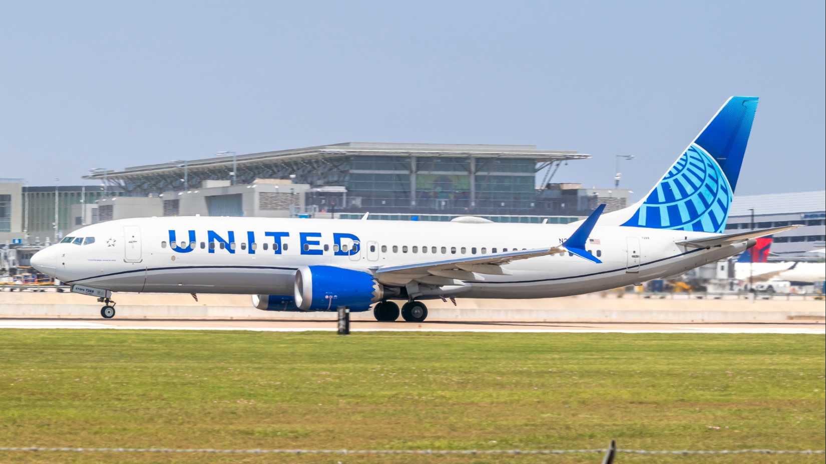 United Airlines Boeing 737 MAX 8 aircraft on the runway 