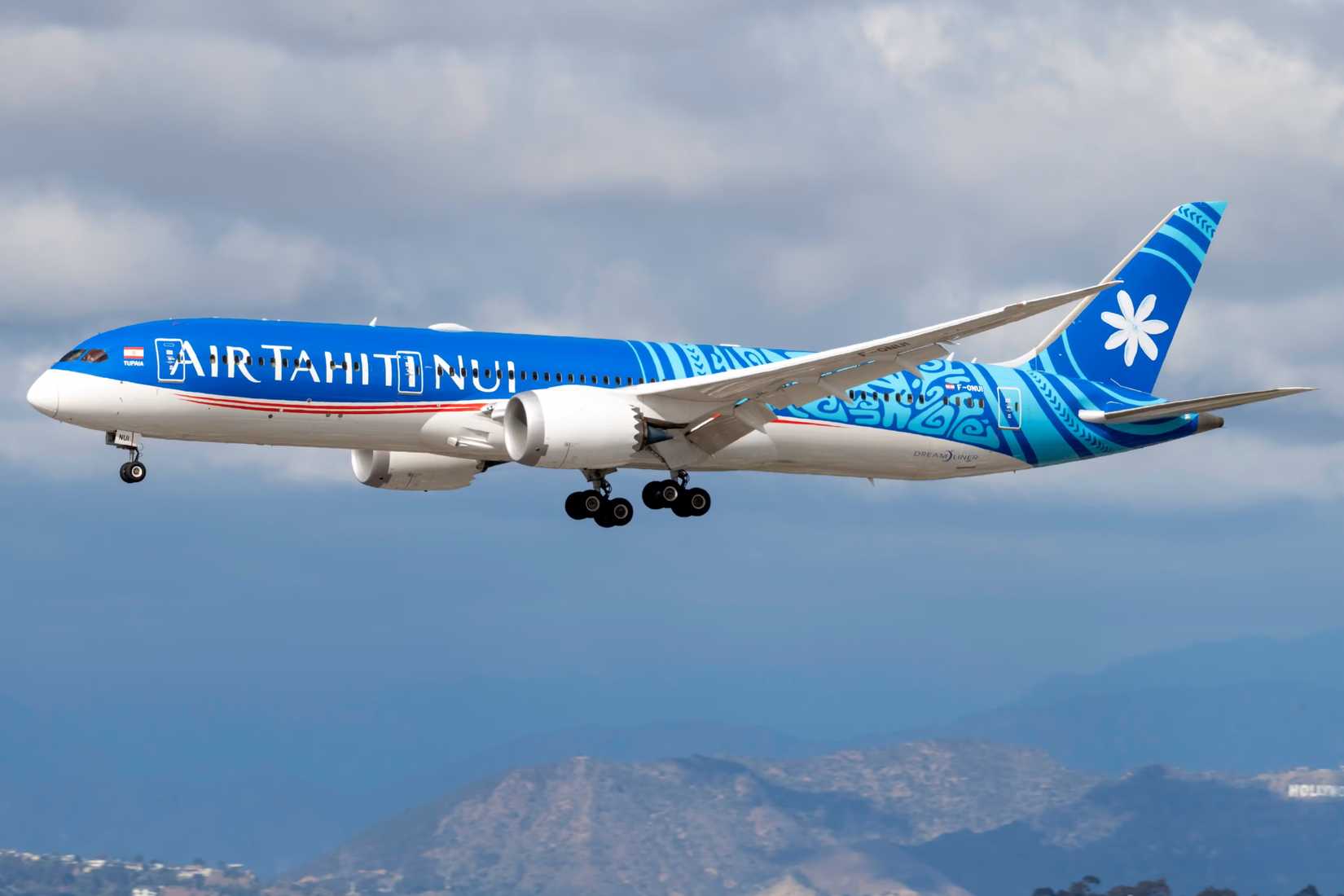 Air Tahiti Nui Boeing 787 Dreamliner