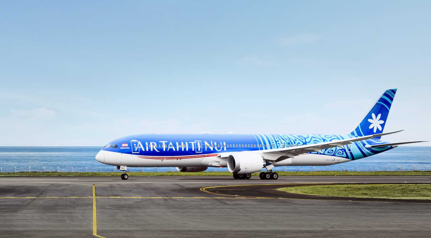Air Tahiti Nui Boeing 787 On The Runway