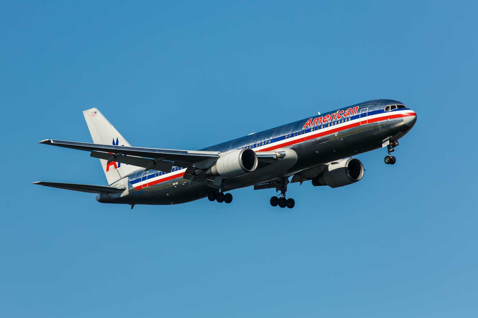 American Airlines 767 Eliyahu Yosef Parypa Shutterstock