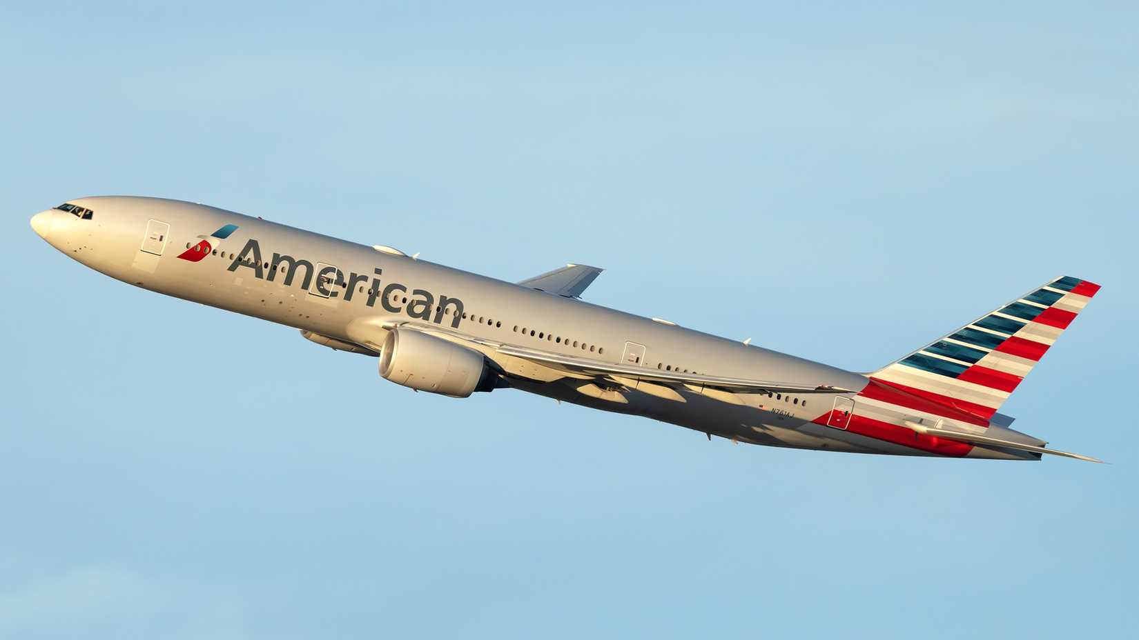 American Airlines B777-200