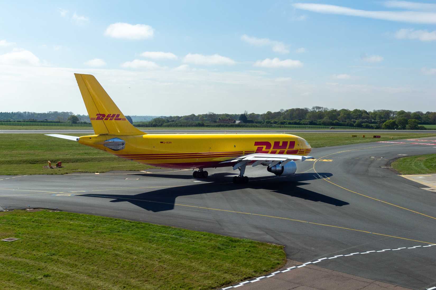 Aviation Airbus A300B4-622R(F) rear view London.