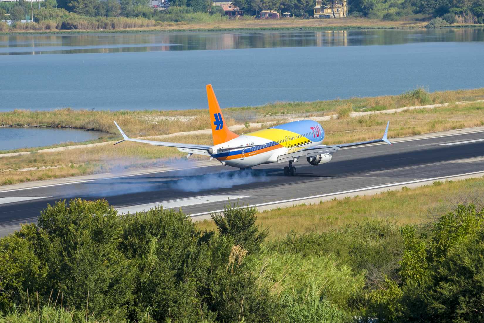 Boeing 737 MAX 8 TUI “50 Years-Hapag Lloyd Livery” D-AMAH