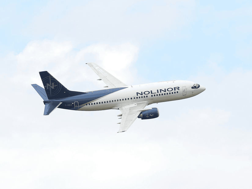 Boeing 737 Nolinor