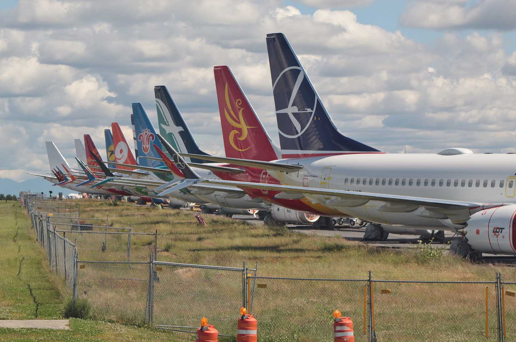 Cauda do Boeing 737 MAX no Aeroporto Paine Field