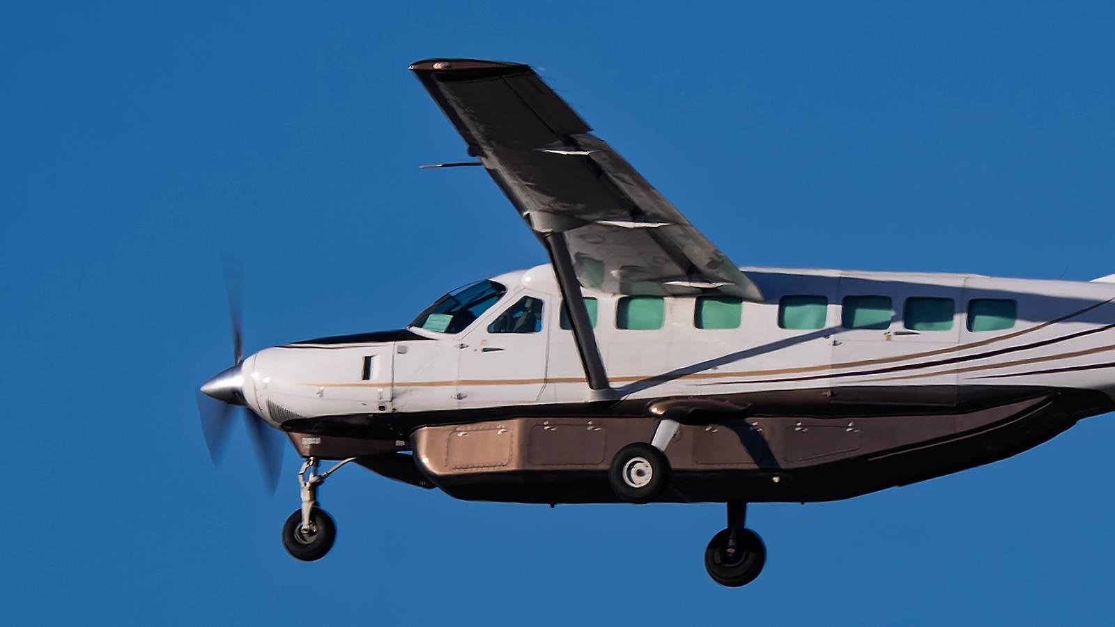11 Killed In Kenyan Crash, Tourist Plane Was Heading To Wildlife Reserve
