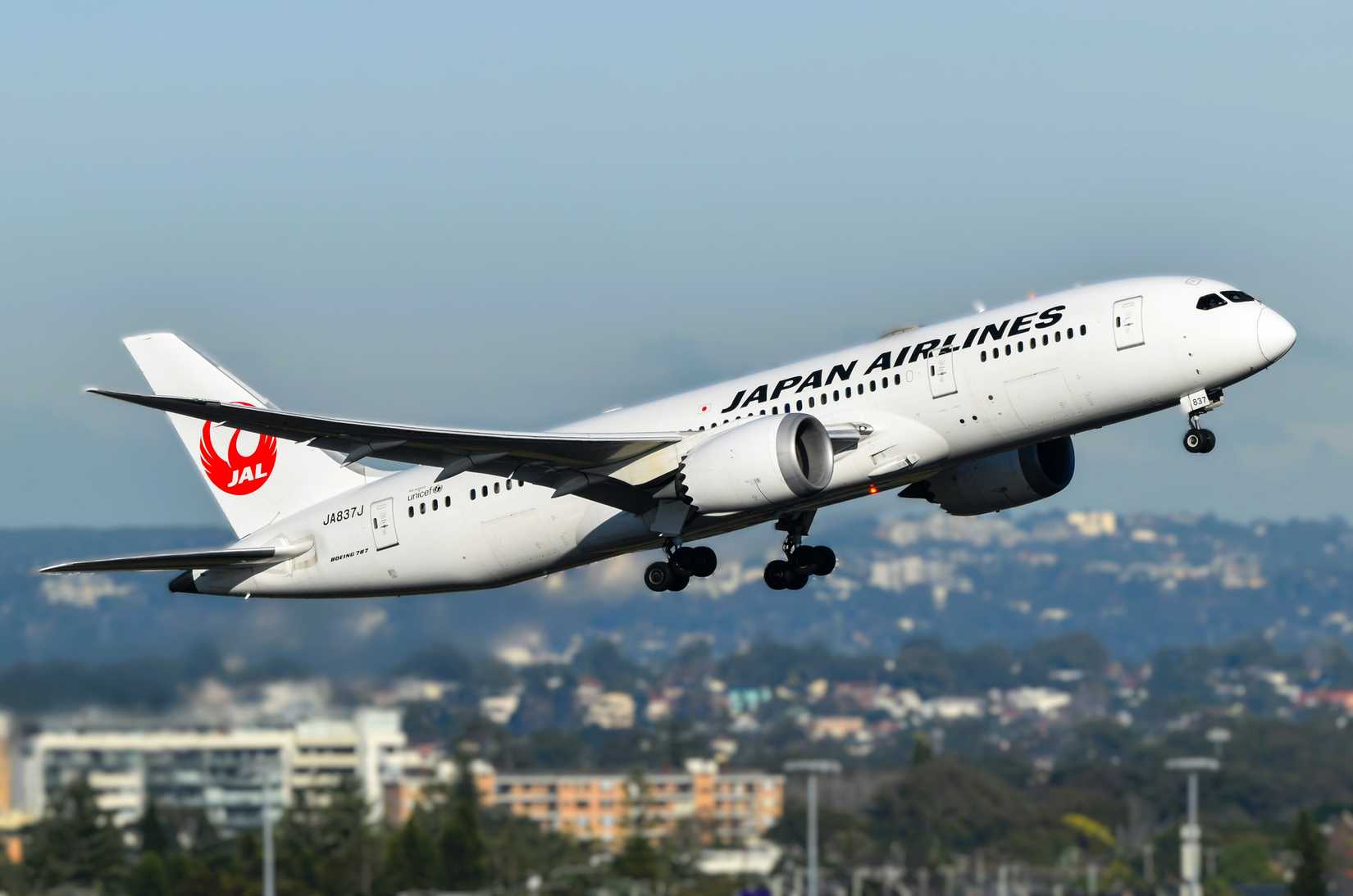 Japan Airlines Boeing 787