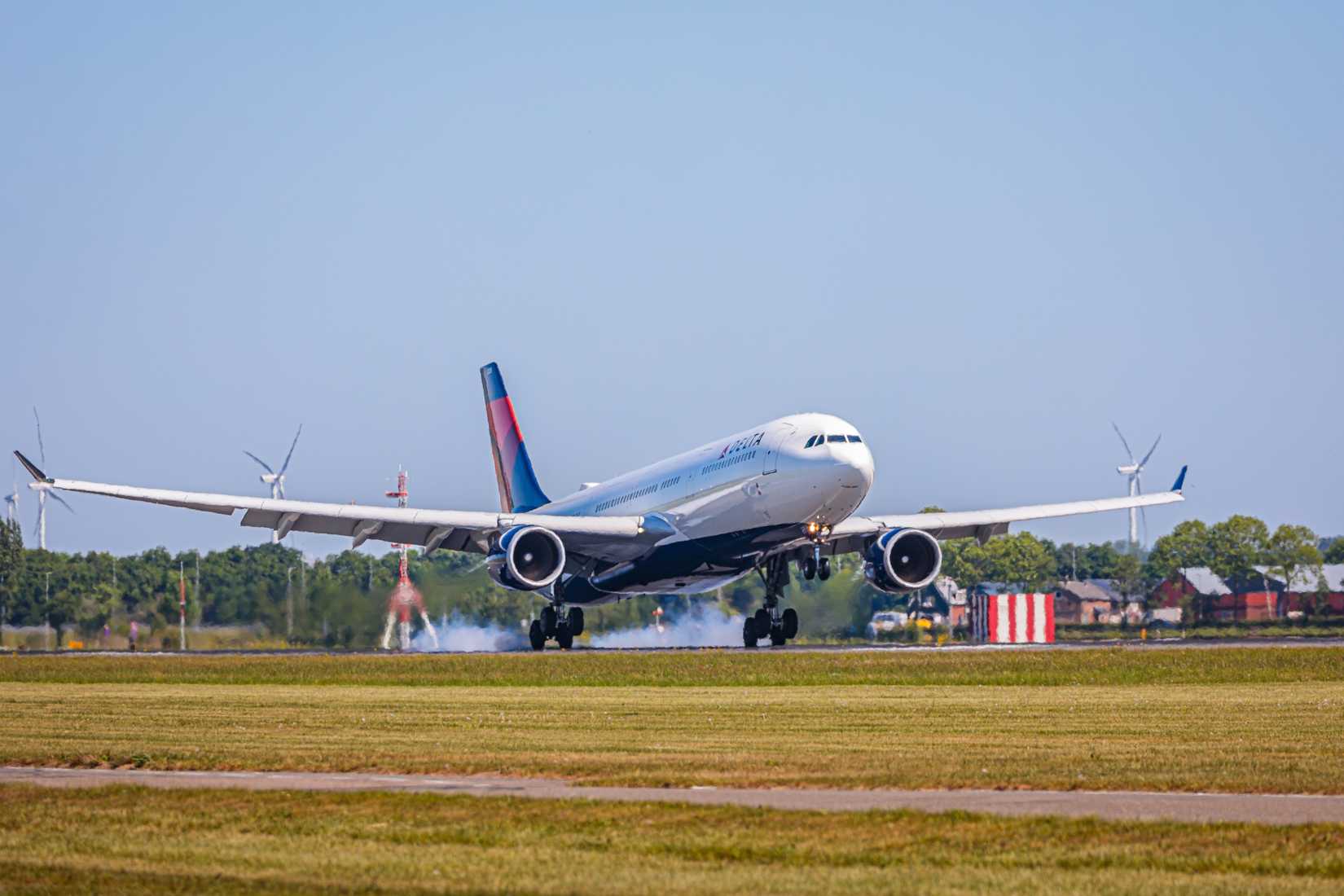 Delta Air A330 landing in Schiphol Airport.