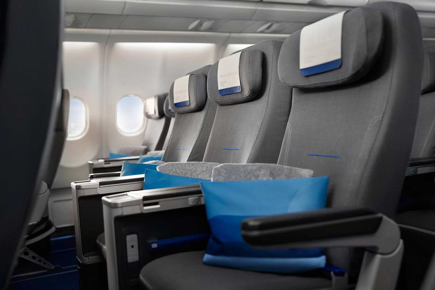 Discover Airlines Premium Economy