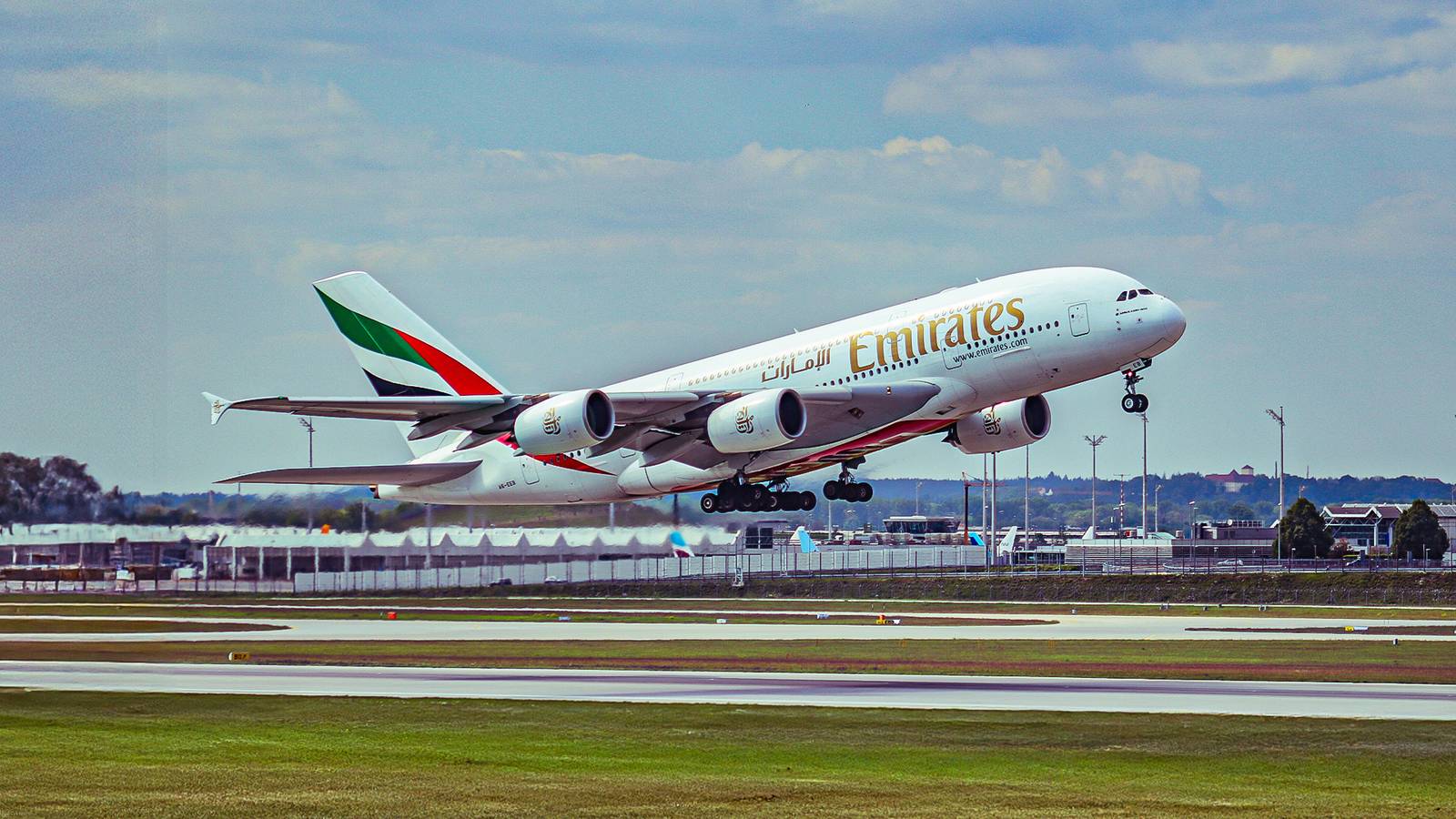 Emirates A380 Custom Thumbnail