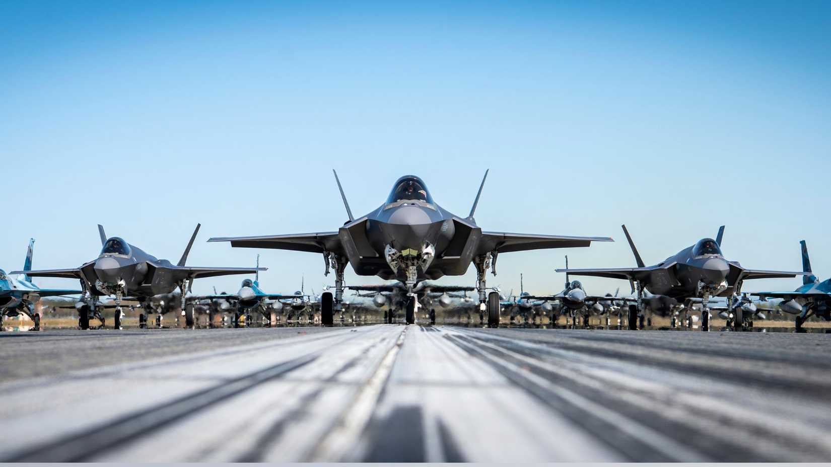 F-35A fighters in an elephant walk with the USAF.
