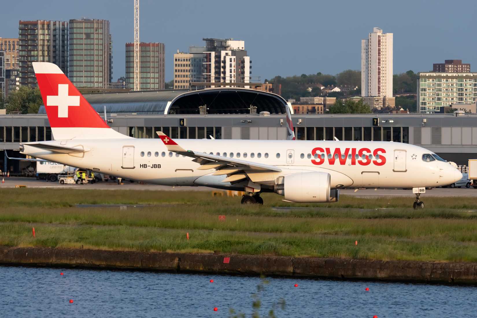 HB-JBB Swiss Airbus A220-100