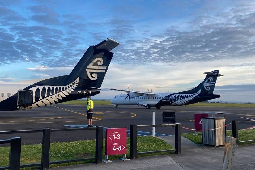 New Plymouth Airport planes (1)