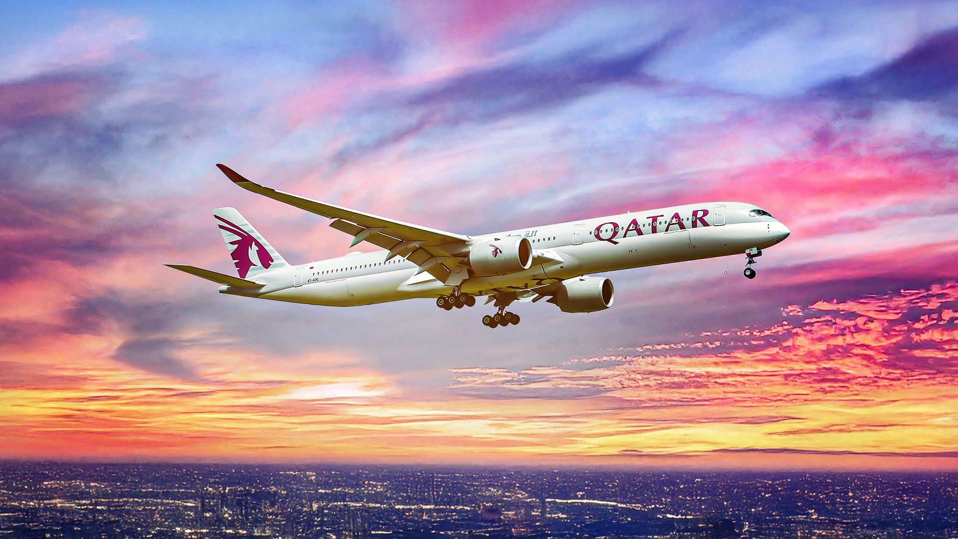 Qatar Airways Airbus A350-1000 final approach with its gear down