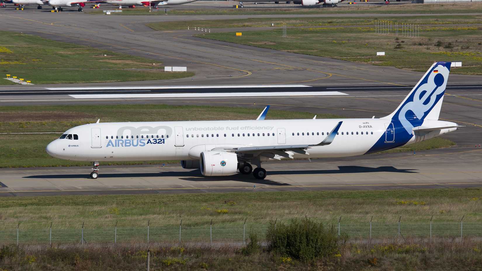 airbus a321neo runway