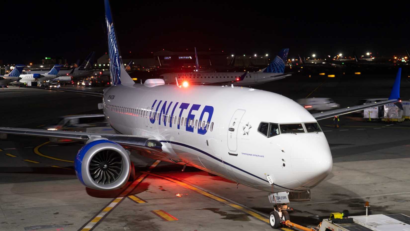 United Airlines Boeing 737