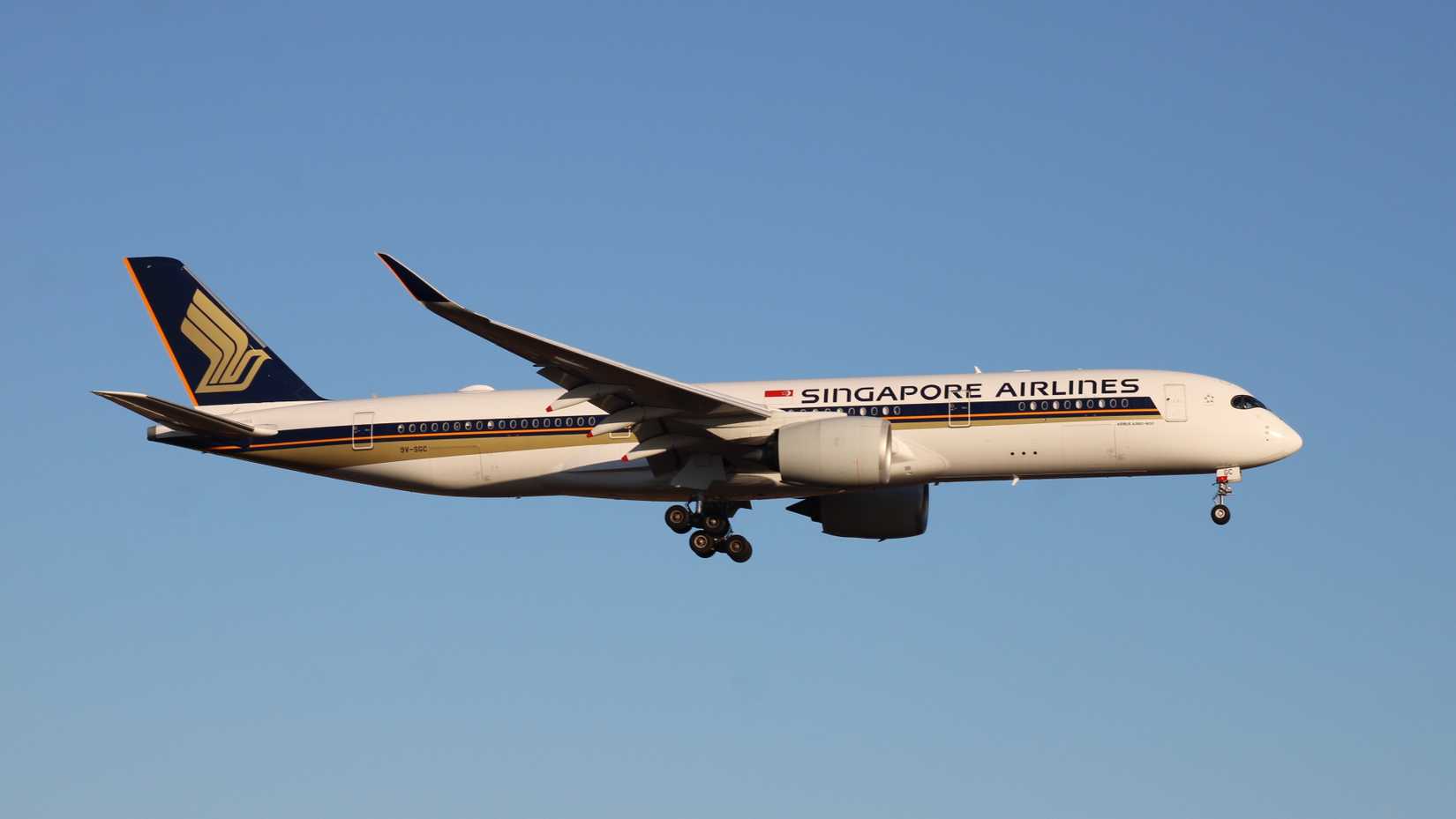 Singapore Airlines Airbus A350-900ULR aircraft 