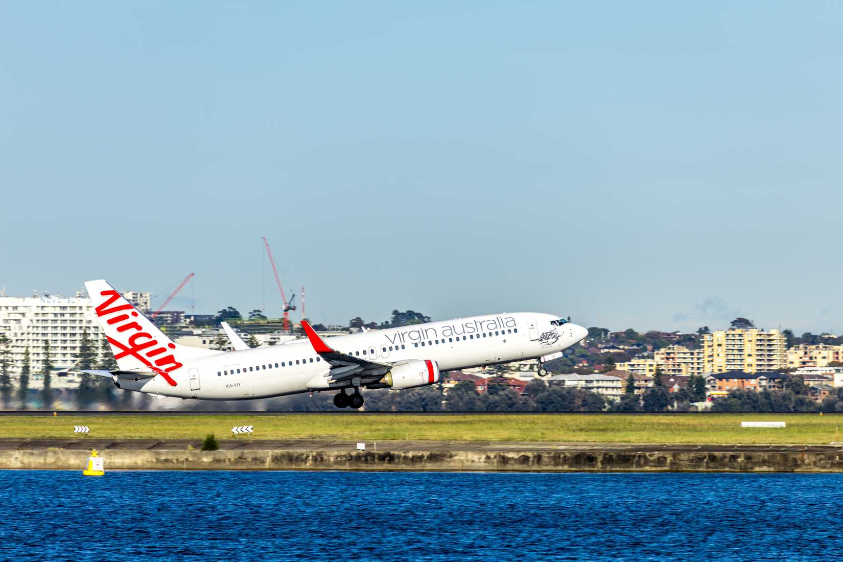 Virgin Australia 737 taking off at Sydney SYD