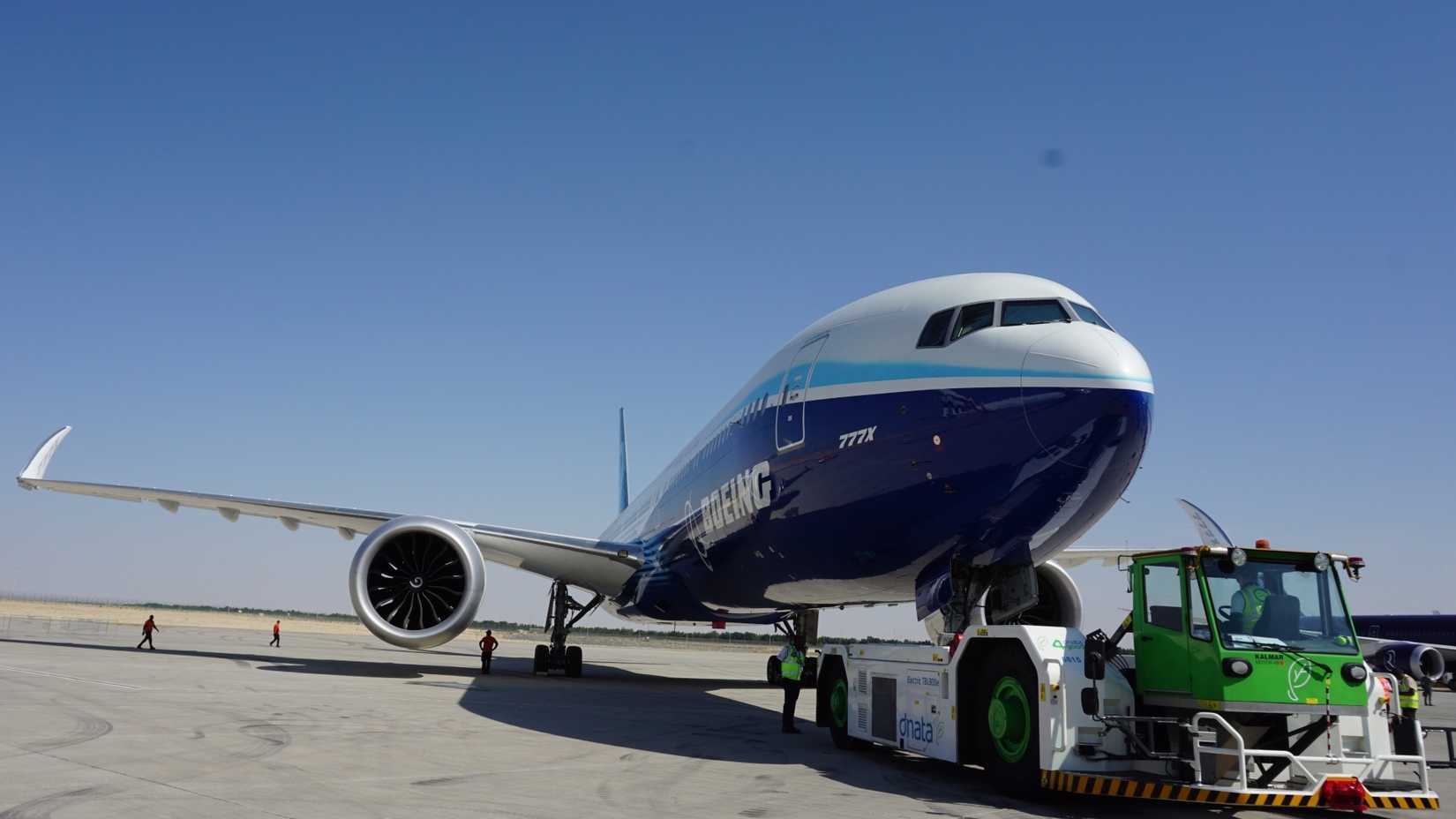 Boeing 777X Dubai Airshow