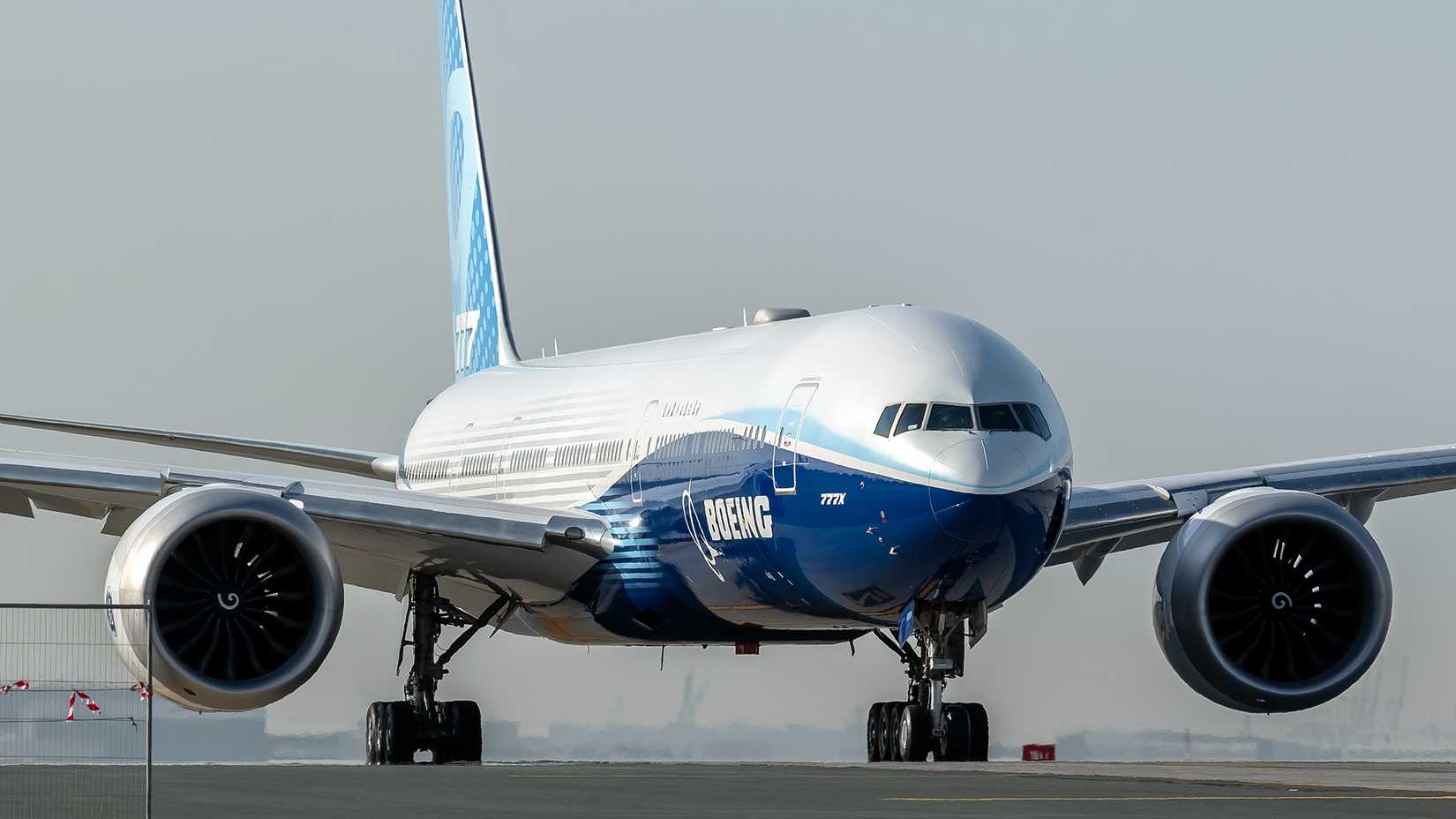 Boeing 777X Runway