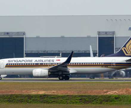 Singapore Airlines Boeing 737 Taxiing In Kuala Lumpur