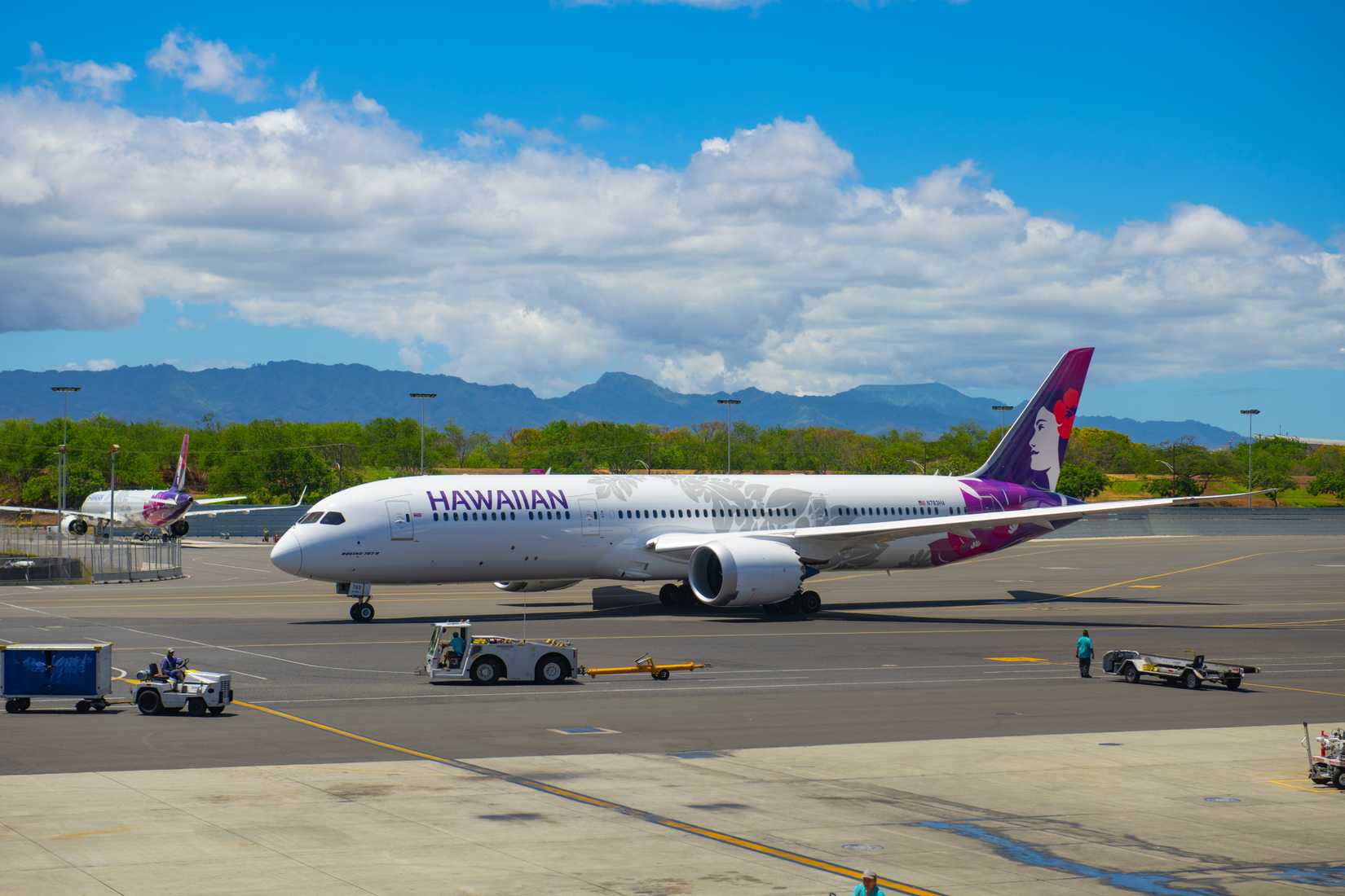 Hawaiian Airlines Boeing 787-9 Dreamliner Honolulu HNL