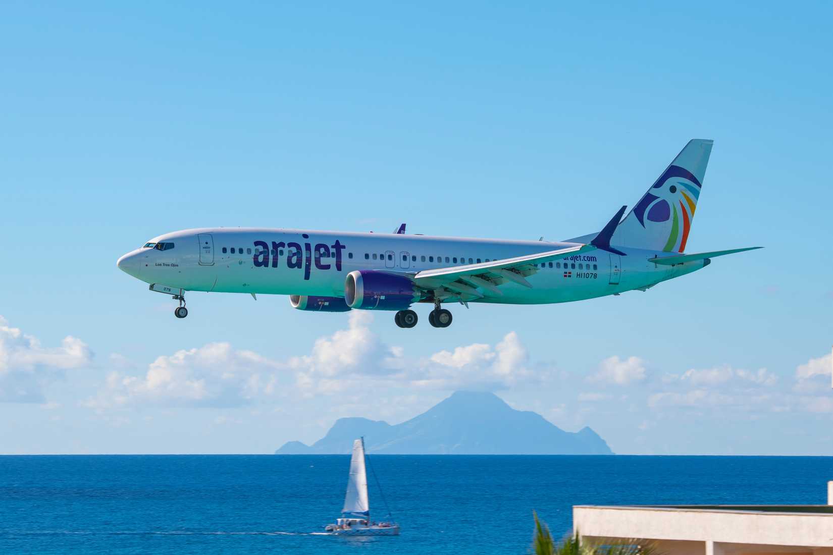 Arajet Boeing 737 MAX 8 Landing