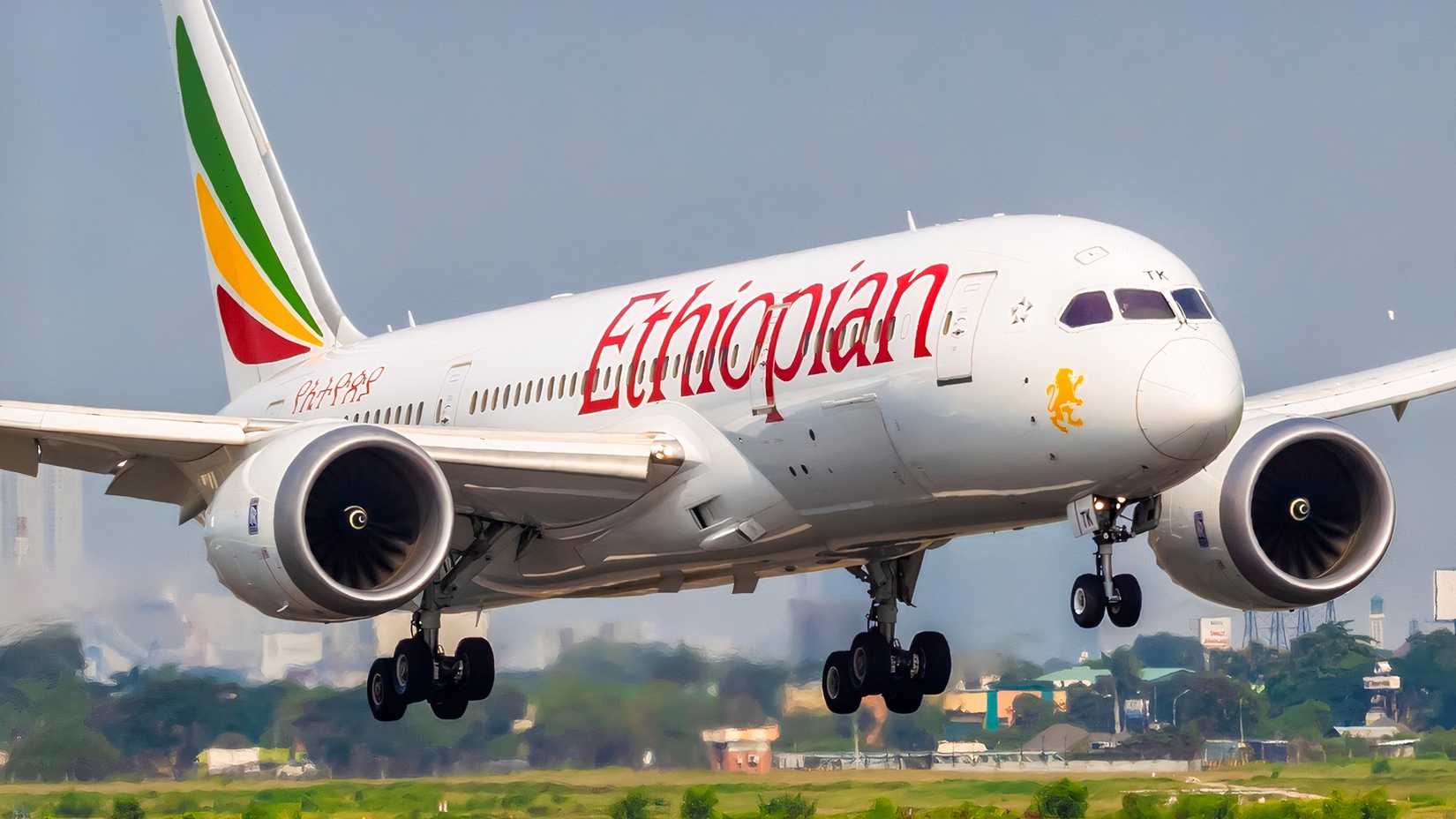 Ethiopian Airlines Boeing 787-8 final approach