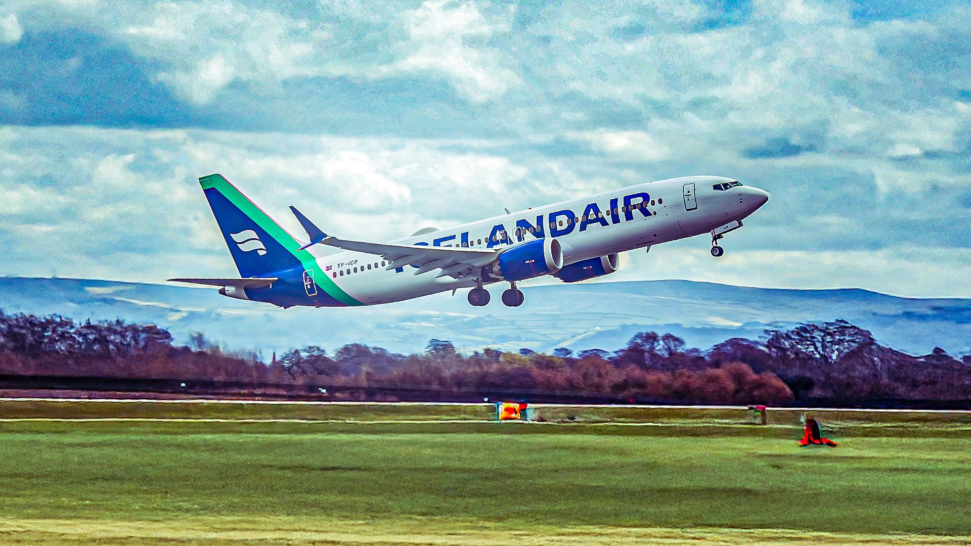 Iceland Now Has Flights To 23 US & Canadian Airports With Latest Announcement
