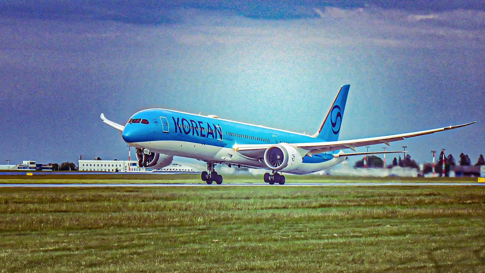 Simple Flying 787 Boeing 787: 5 Things To Know Before Your First Flight On The Dreamliner