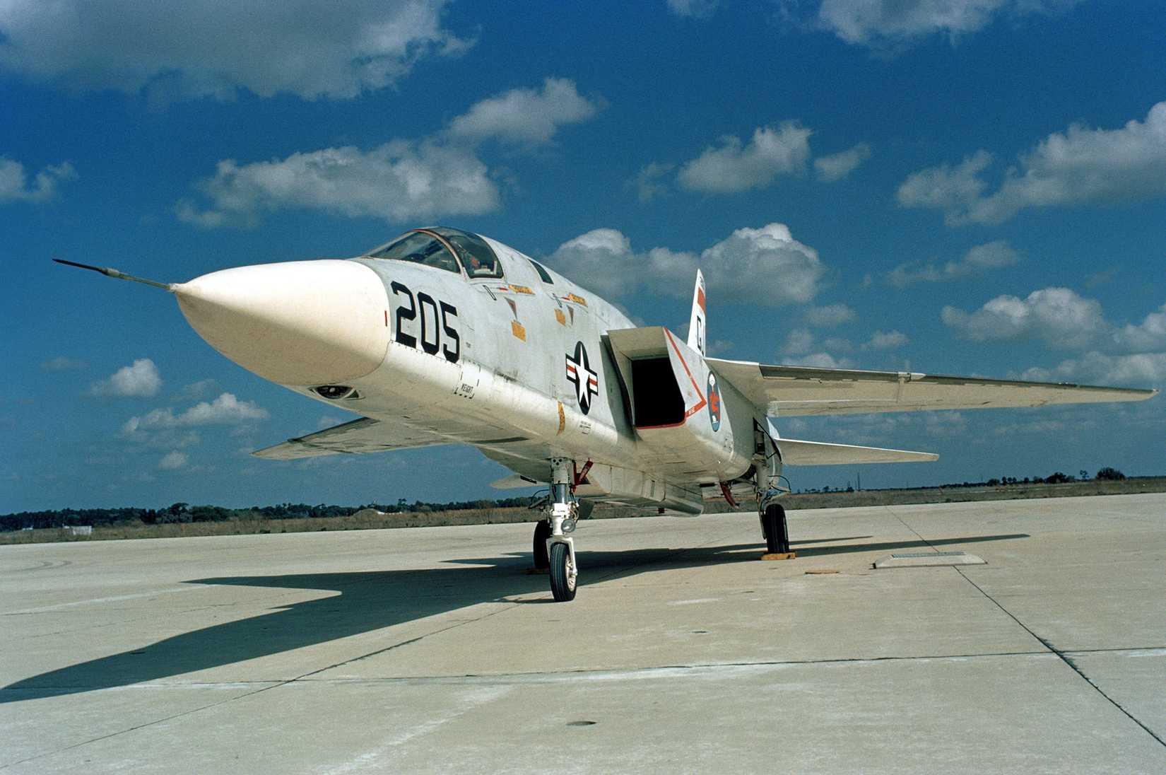 A Heavy Attack Reconnaissance Squadron 3 (RVAK-3) RA-5C Vigilante aircraft is parked on the flight line.