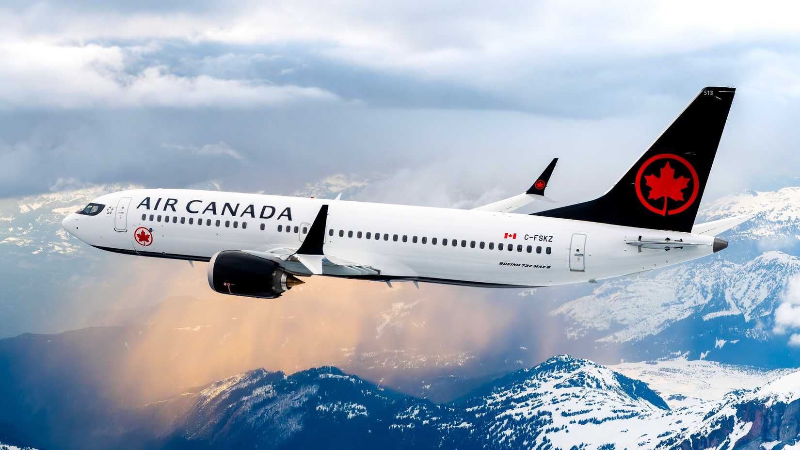 Air Canada Boeing 737 MAX 8 cruising