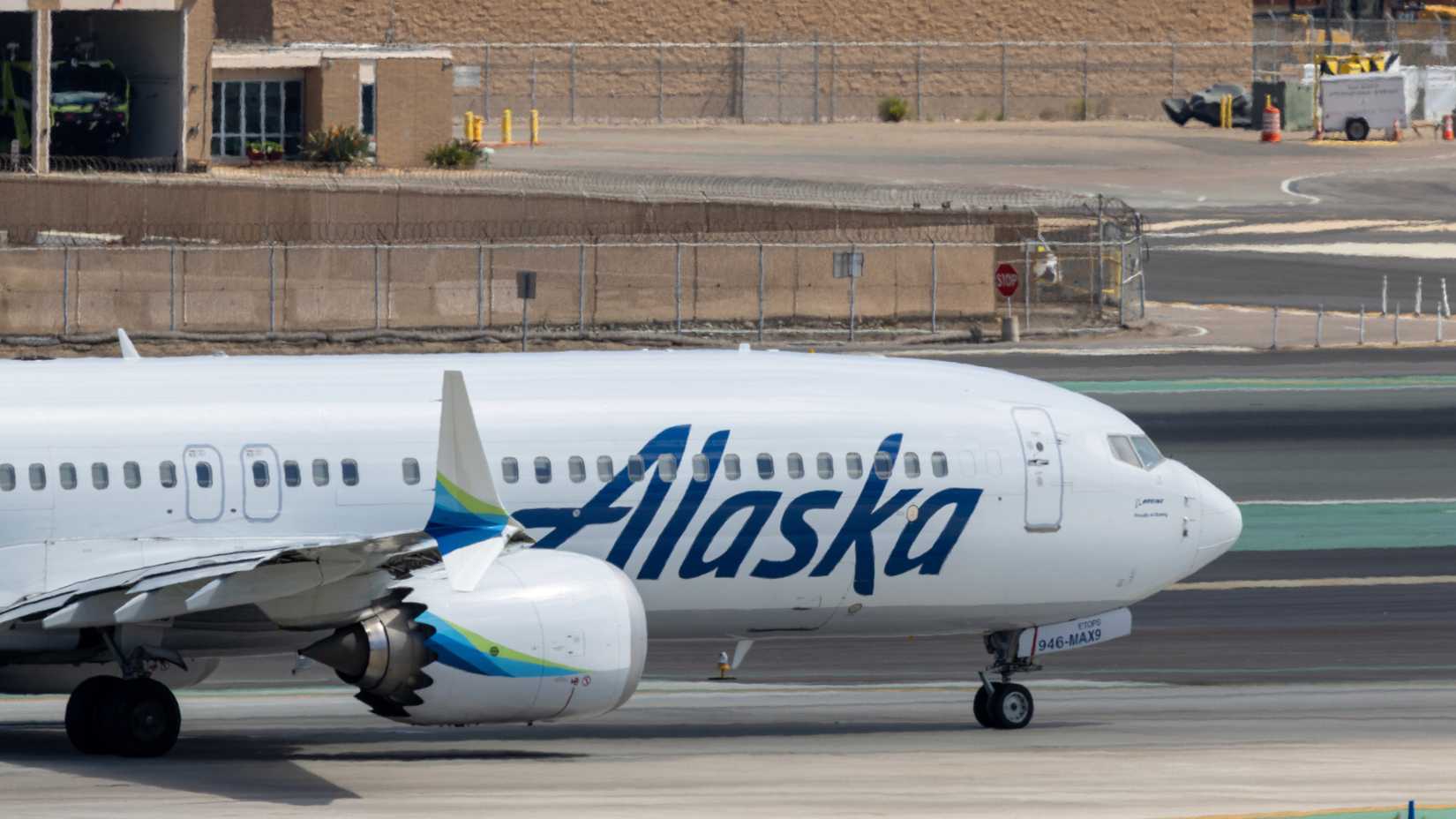 Close up of Alaska Airlines Boeing 737 MAX 9