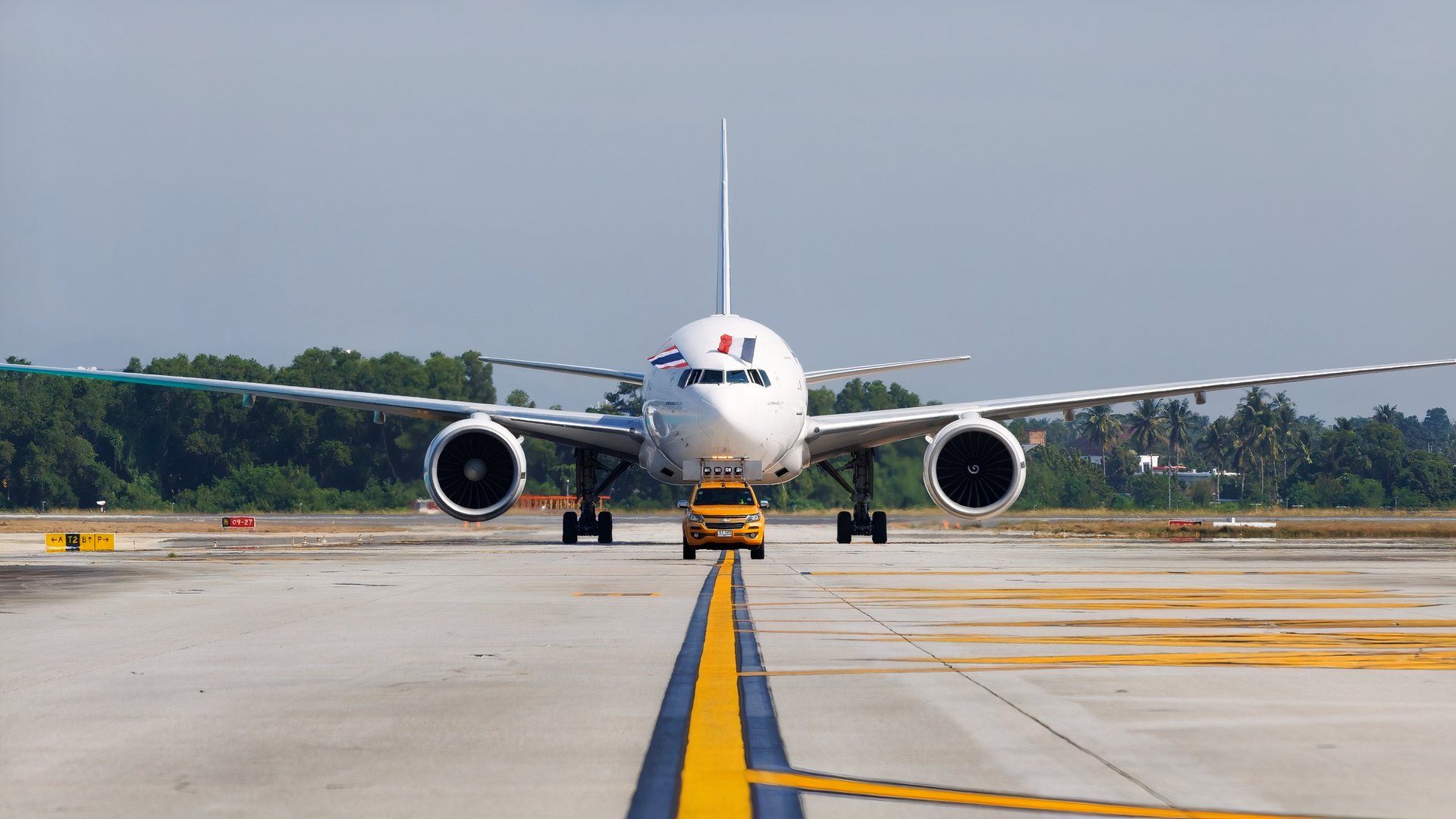 Air France Boeing 777 taxiing after arriving in Phuket